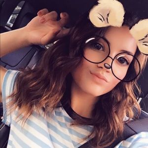 Meet your Posher, Alyssa